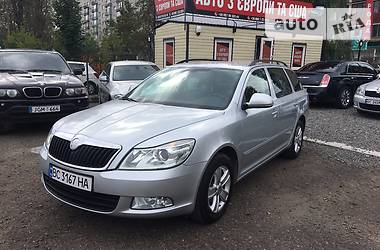 Универсал Skoda Octavia 2012 в Ужгороде