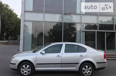 Седан Skoda Octavia 2006 в Каменском