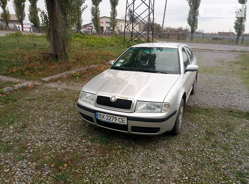 Лифтбек Skoda Octavia 2004 в Каменец-Подольском