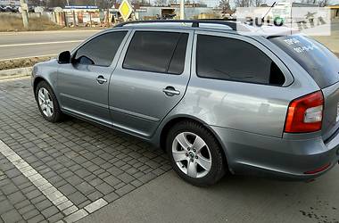 Универсал Skoda Octavia 2012 в Одессе