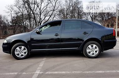 Седан Skoda Octavia 2009 в 