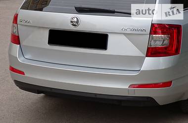 Универсал Skoda Octavia 2014 в Ужгороде