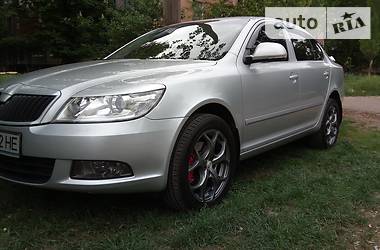 Седан Skoda Octavia 2010 в Кривом Роге