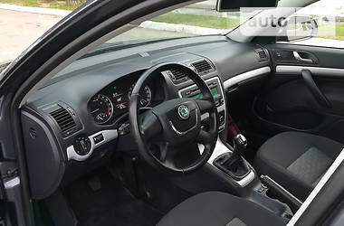 Седан Skoda Octavia 2011 в Ровно