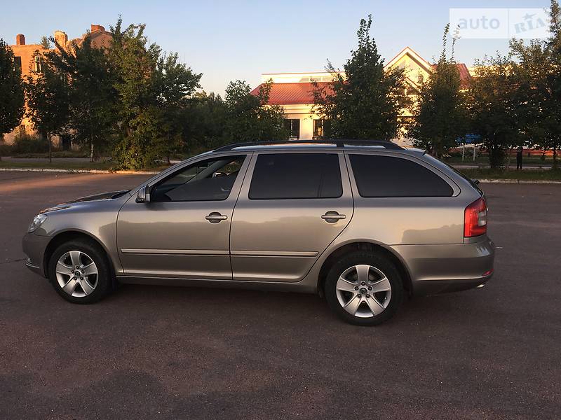 Універсал Skoda Octavia 2011 в Овручі