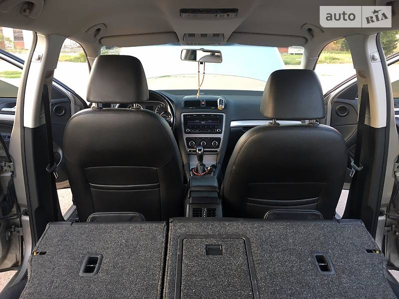 Універсал Skoda Octavia 2011 в Овручі