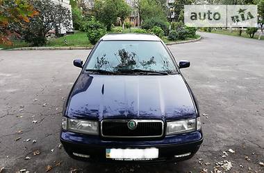 Лифтбек Skoda Octavia 1999 в Киеве