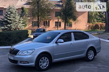 Седан Skoda Octavia 2009 в Кам'янському