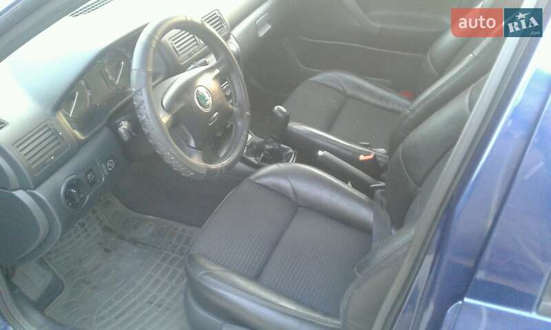 Лифтбек Skoda Octavia 2006 в Нововоронцовке