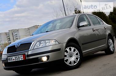 Седан Skoda Octavia 2009 в Дрогобыче