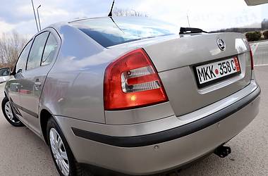 Седан Skoda Octavia 2009 в Дрогобыче