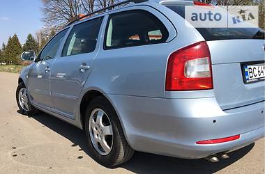 Универсал Skoda Octavia 2009 в Дрогобыче