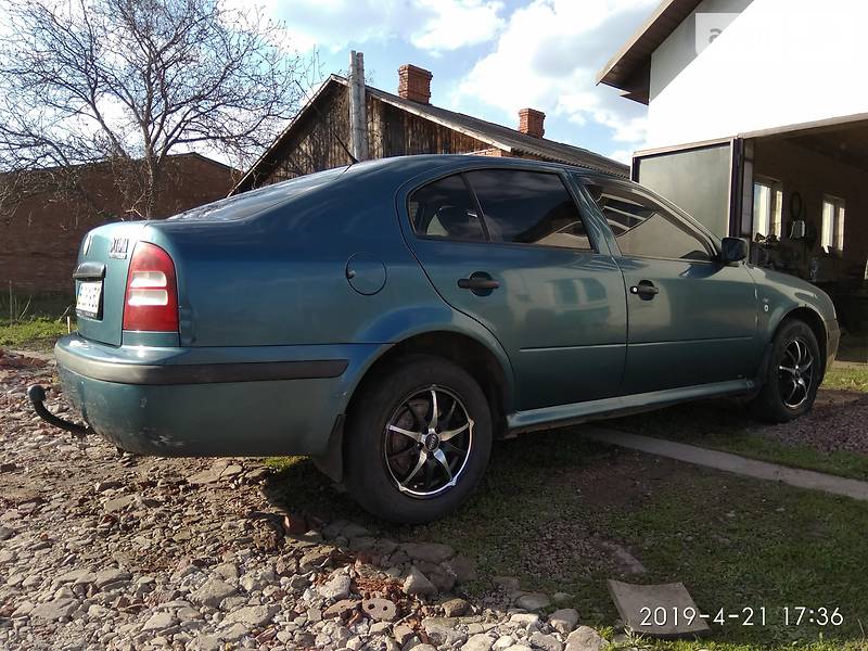 Хетчбек Skoda Octavia 2003 в Миргороді