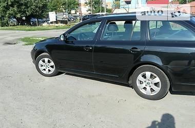 Универсал Skoda Octavia 2011 в Полтаве