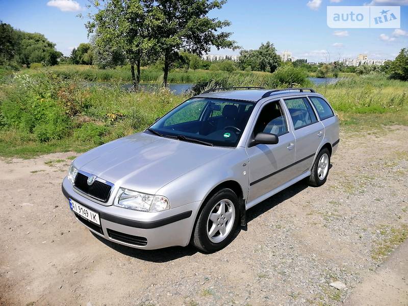 Универсал Skoda Octavia 2003 в Белой Церкви