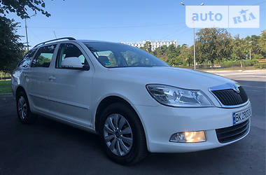 Универсал Skoda Octavia 2013 в Нетешине