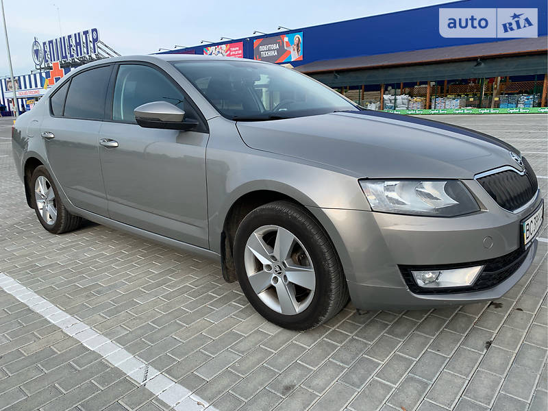 Хэтчбек Skoda Octavia 2016 в Дрогобыче