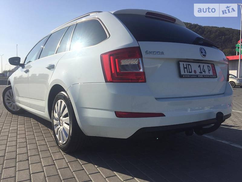 Універсал Skoda Octavia 2016 в Ужгороді