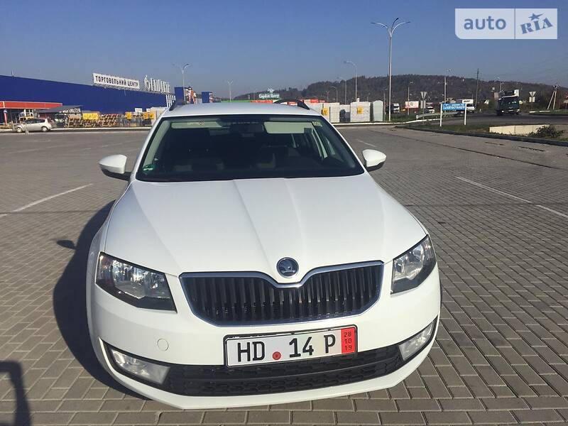 Універсал Skoda Octavia 2016 в Ужгороді
