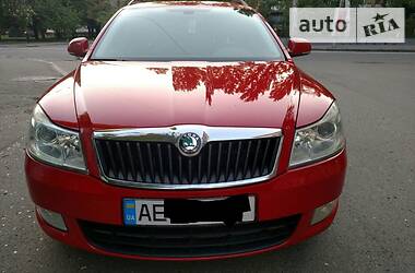 Універсал Skoda Octavia 2012 в Дніпрі