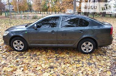 Седан Skoda Octavia 2011 в Глухове