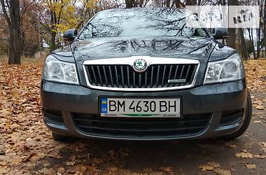 Седан Skoda Octavia 2011 в Глухове