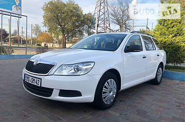 Універсал Skoda Octavia 2013 в Білгороді-Дністровському