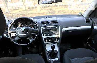 Седан Skoda Octavia 2010 в Бучачі