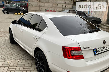 Седан Skoda Octavia 2013 в Киеве