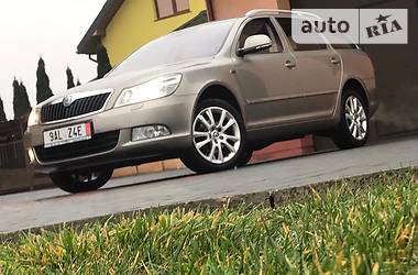 Универсал Skoda Octavia 2012 в Самборе