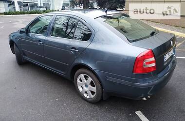 Седан Skoda Octavia 2006 в Полтаве