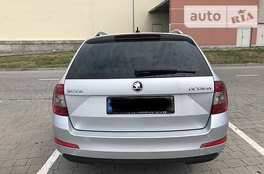 Универсал Skoda Octavia 2015 в Черновцах