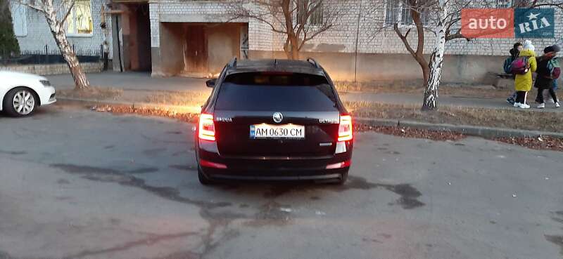 Универсал Skoda Octavia 2014 в Коростене