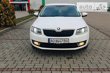 Хэтчбек Skoda Octavia 2015 в Тячеве