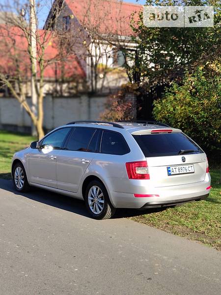 Універсал Skoda Octavia 2015 в Івано-Франківську