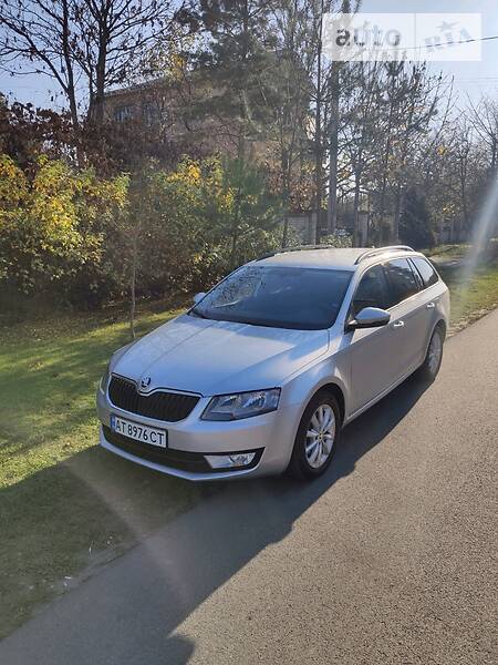 Універсал Skoda Octavia 2015 в Івано-Франківську