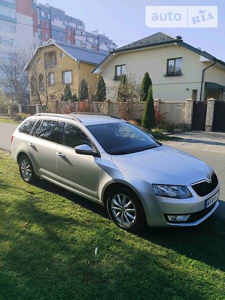 Універсал Skoda Octavia 2015 в Івано-Франківську