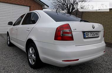 Седан Skoda Octavia 2011 в Нікополі