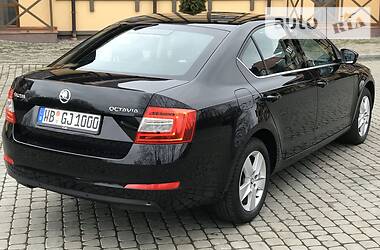 Седан Skoda Octavia 2014 в Луцке