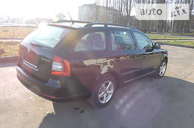 Универсал Skoda Octavia 2011 в Ровно