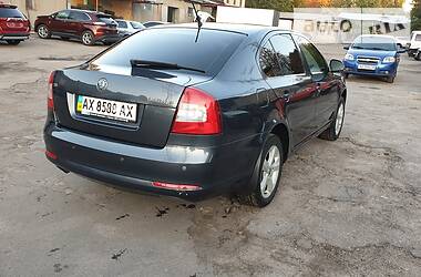 Седан Skoda Octavia 2011 в 