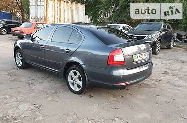 Седан Skoda Octavia 2011 в 