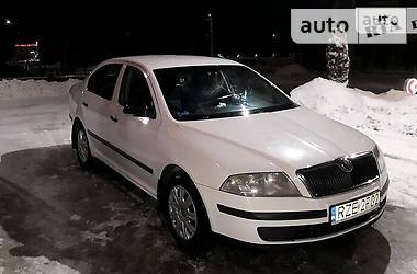 Хэтчбек Skoda Octavia 2006 в Черновцах