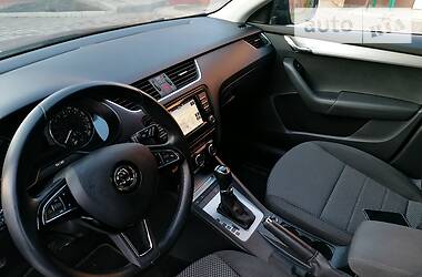 Седан Skoda Octavia 2015 в Хмельницком