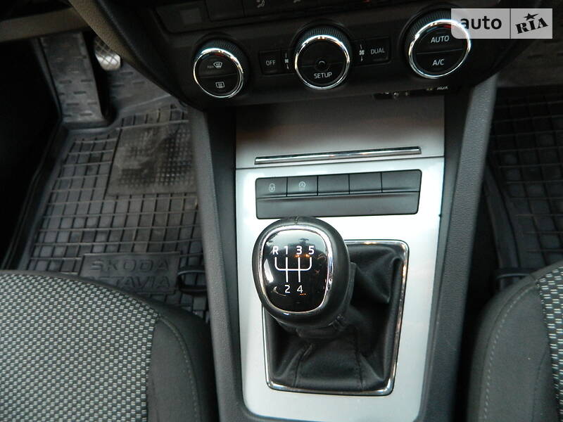 Універсал Skoda Octavia 2013 в Івано-Франківську