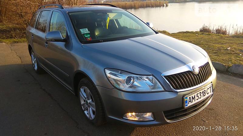 Універсал Skoda Octavia 2012 в 