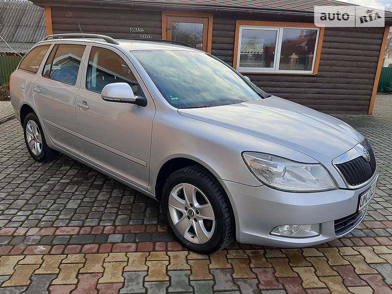 Універсал Skoda Octavia 2011 в Самборі