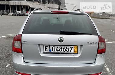 Універсал Skoda Octavia 2010 в 