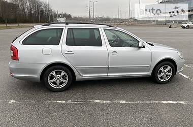 Універсал Skoda Octavia 2010 в 