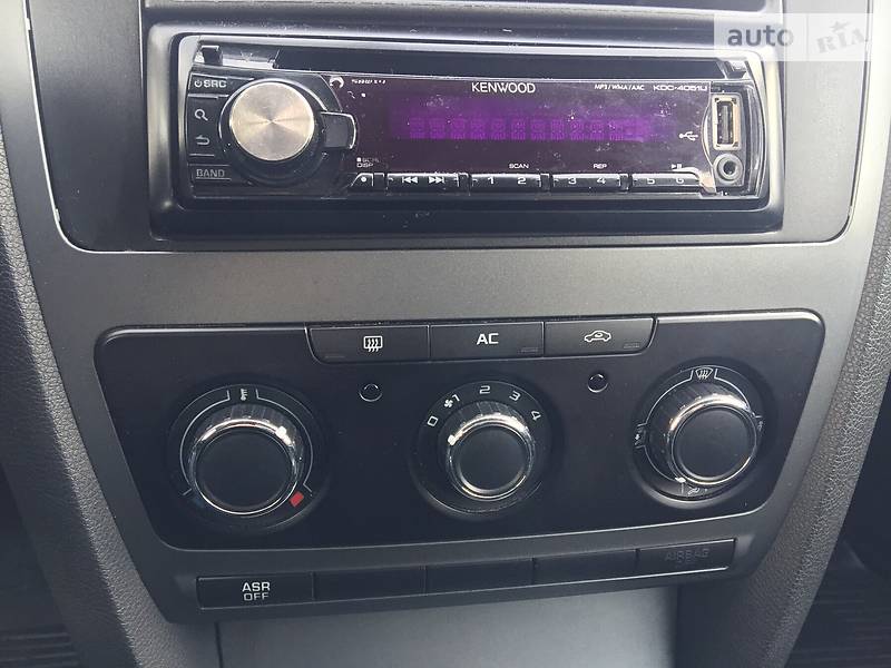 Універсал Skoda Octavia 2011 в Дрогобичі